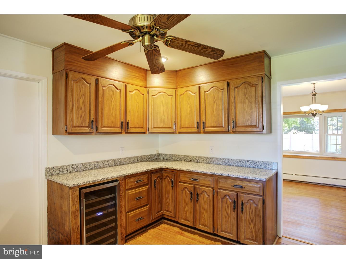 24 Roving Road Levittown, PA 19056 - Photo 10 of 21 Kitchen