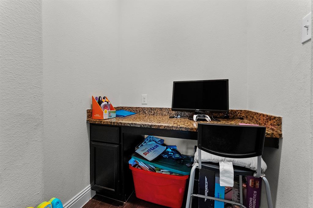 16313 Brayton Road Frisco, TX 75036 - Photo 11 of 20 Gallery Image 11