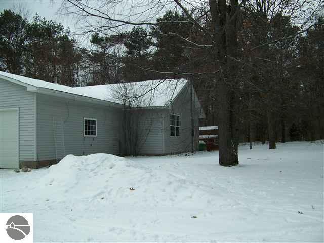 4515 Voice Road Kingsley, MI 49649 - Photo 2 of 24 1733704-1.JPG