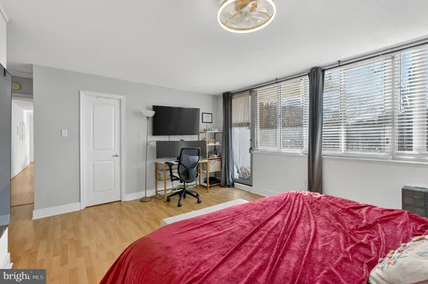 $479,900 | 1220 Blair Mill Road, Unit 205, Silver Spring, MD 20910