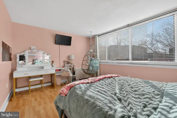 $479,900 | 1220 Blair Mill Road, Unit 205, Silver Spring, MD 20910