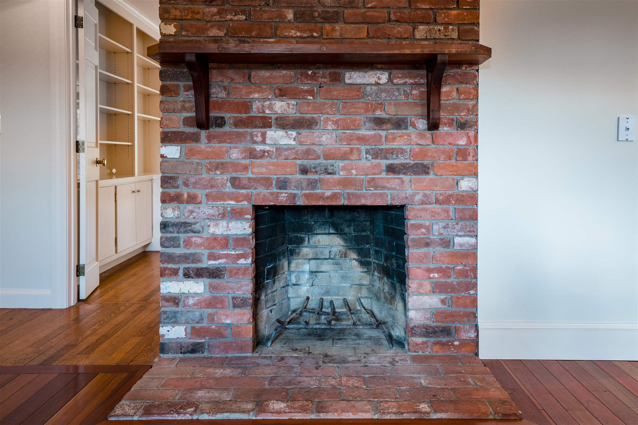594 Hanover Center Road Hanover, NH 03755 - Photo 8 of 37
