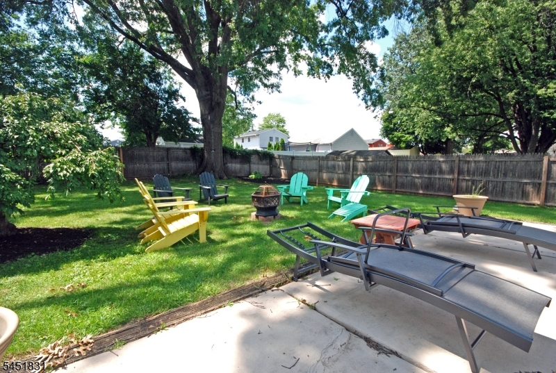 131 Weiss Terrace Raritan, NJ 08869 - Photo 32 of 40 Gallery Image 32