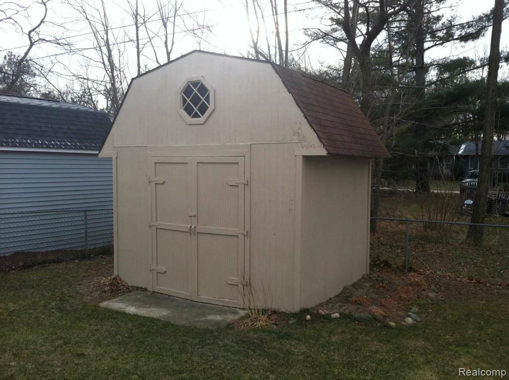 1340-Miller-shed.jpg