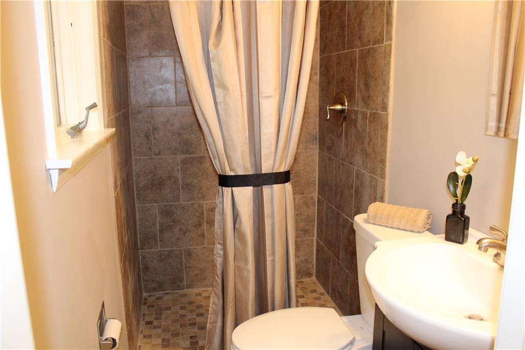 5880 Tuscarawas Road Beaver, PA 15009 - Photo 10 of 22 Full Bath with Tile Shower