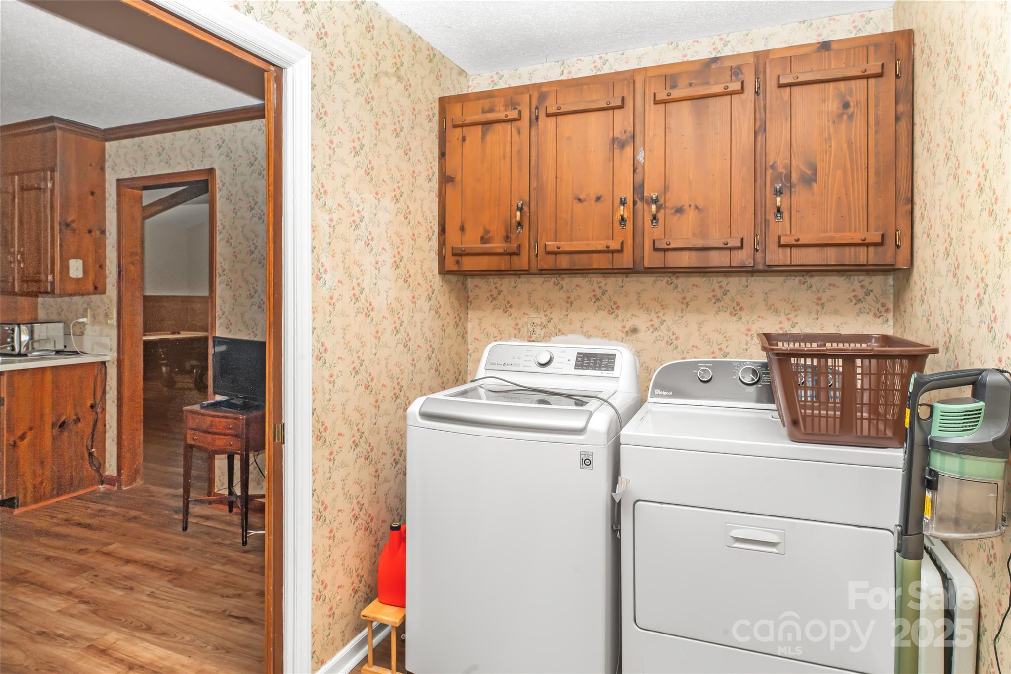 3614 McKee Road Charlotte, NC 28270 - Photo 9 of 29 a utility room with dryer and washer