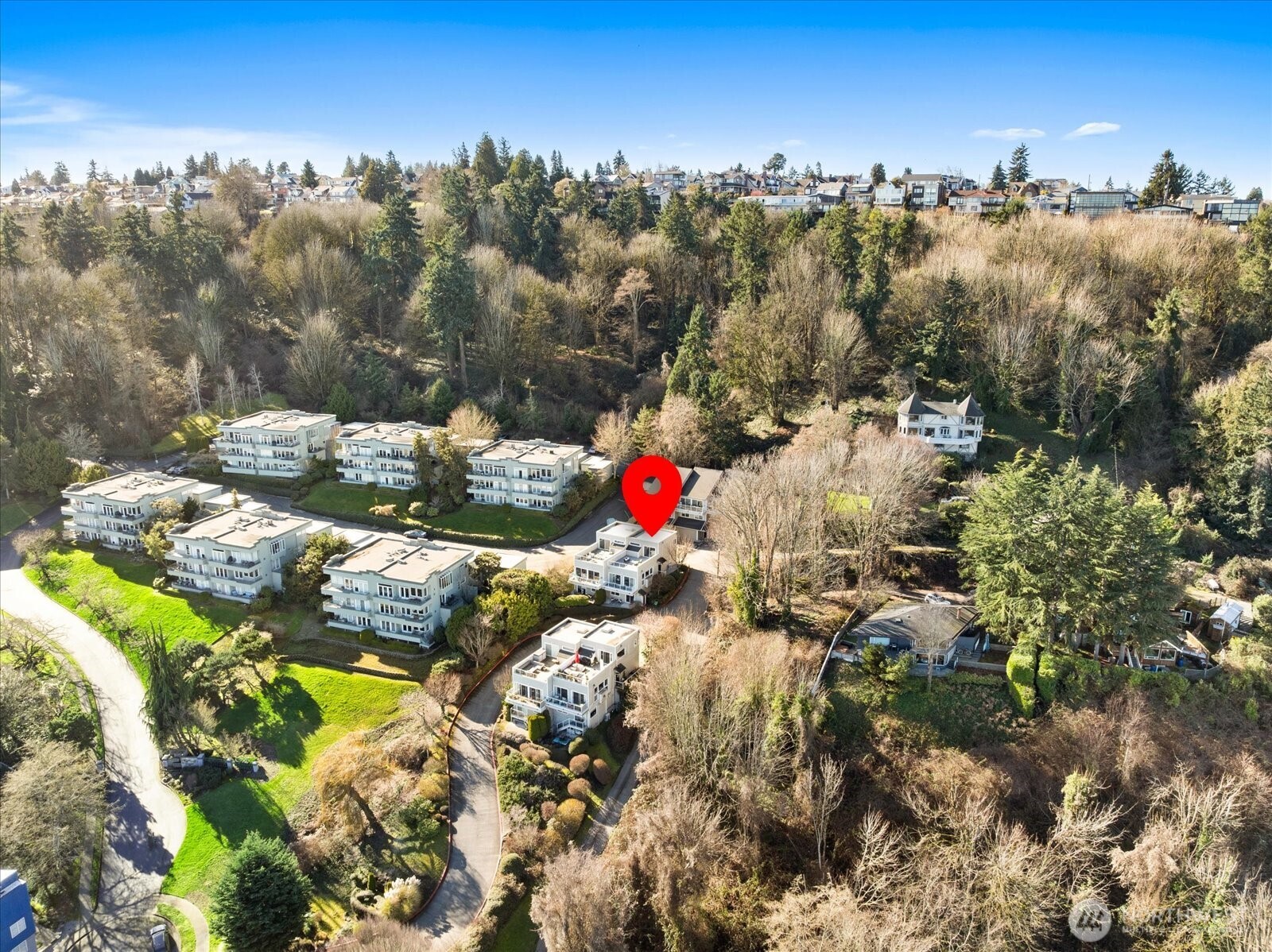 2325 Harbor Avenue Southwest, Unit B1 Seattle, WA 98126 - Photo 36 of 37 a view of city and mountain
