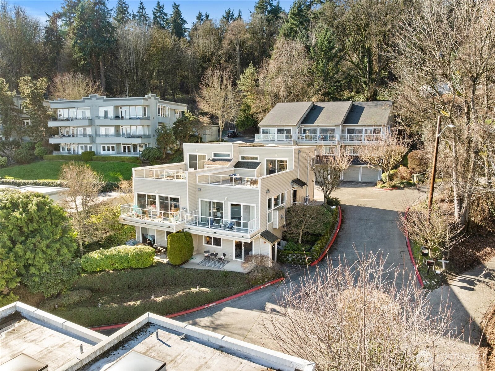 2325 Harbor Avenue Southwest, Unit B1 Seattle, WA 98126 - Photo 6 of 37 a view of a house with outdoor space
