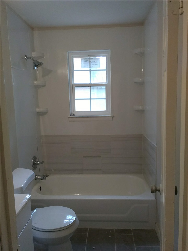1455 Eloise Road Memphis, TN 38106 - Photo 5 of 16