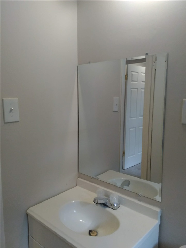1455 Eloise Road Memphis, TN 38106 - Photo 6 of 16