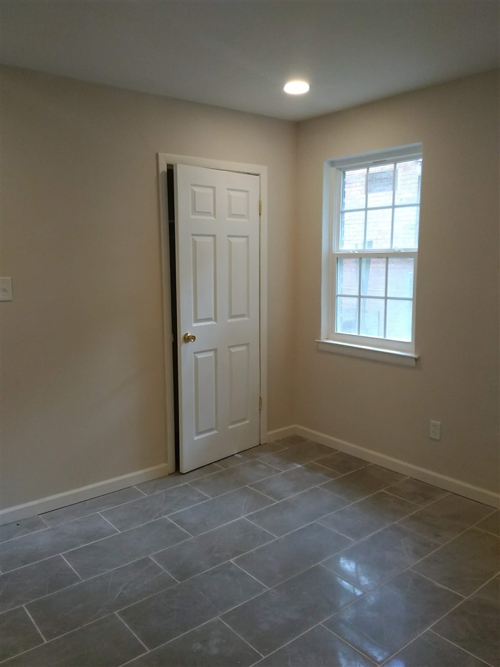 1455 Eloise Road Memphis, TN 38106 - Photo 8 of 16