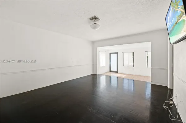 $500,000 | 2410 Jackson Street, Hollywood, FL 33020