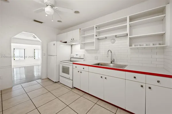 $500,000 | 2410 Jackson Street, Hollywood, FL 33020