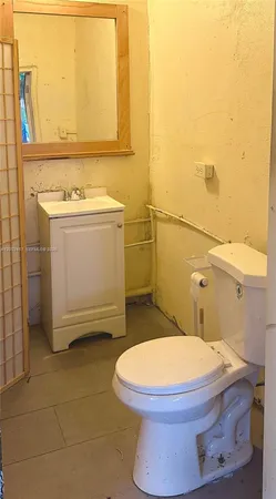 $500,000 | 2410 Jackson Street, Hollywood, FL 33020