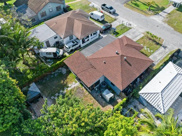 $500,000 | 2410 Jackson Street, Hollywood, FL 33020
