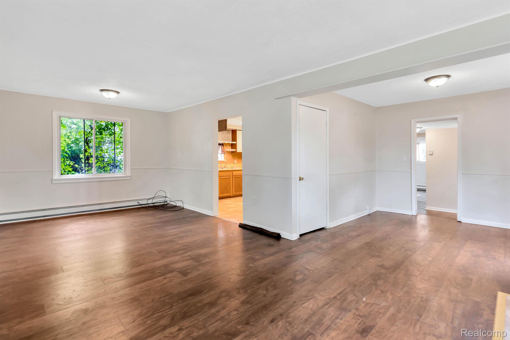 19304 Inkster Road Redford, MI 48240 - Photo 19 of 32 Gallery Image 19