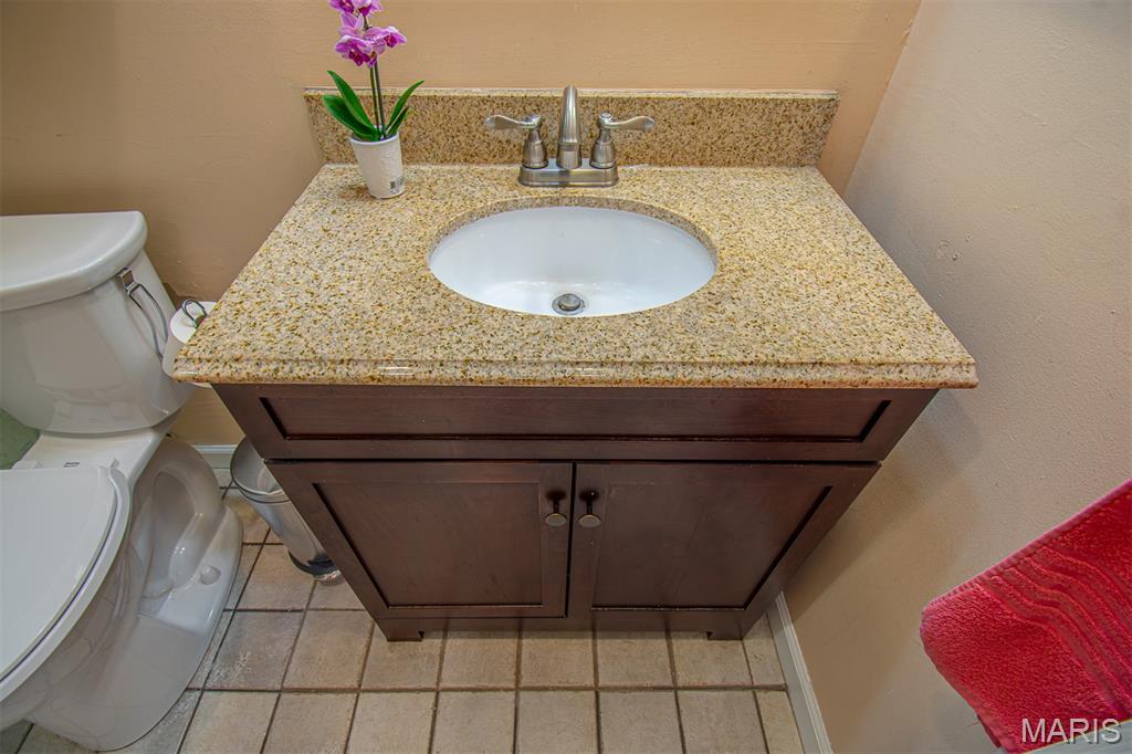 2025 Rurline Drive St. Louis, MO 63146 - Photo 43 of 92