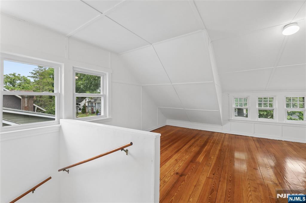42 Walnut Street Rutherford, NJ 07070 - Photo 23 of 39