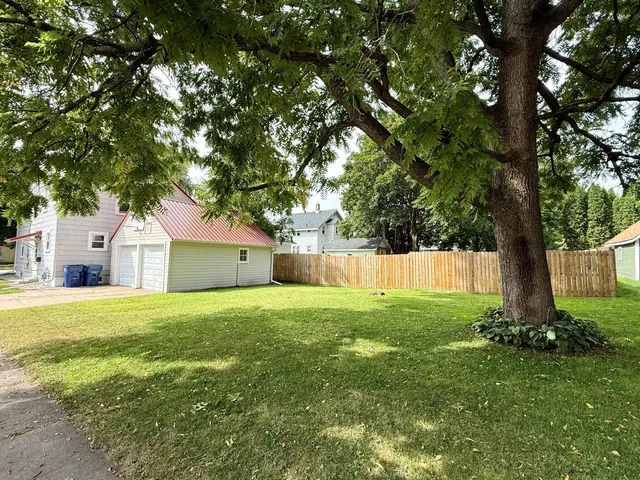 $165,000 | 59 East 14th Street, Clintonville, WI 54929