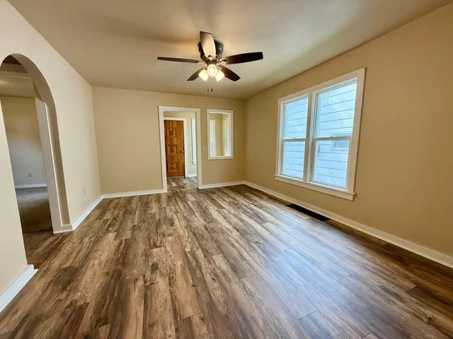 $165,000 | 59 East 14th Street, Clintonville, WI 54929