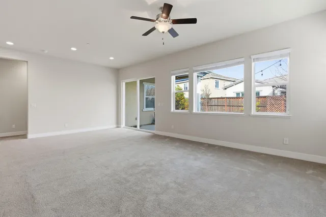 $2,800 | 1923 Amesbury Ct., Lathrop, CA 95330