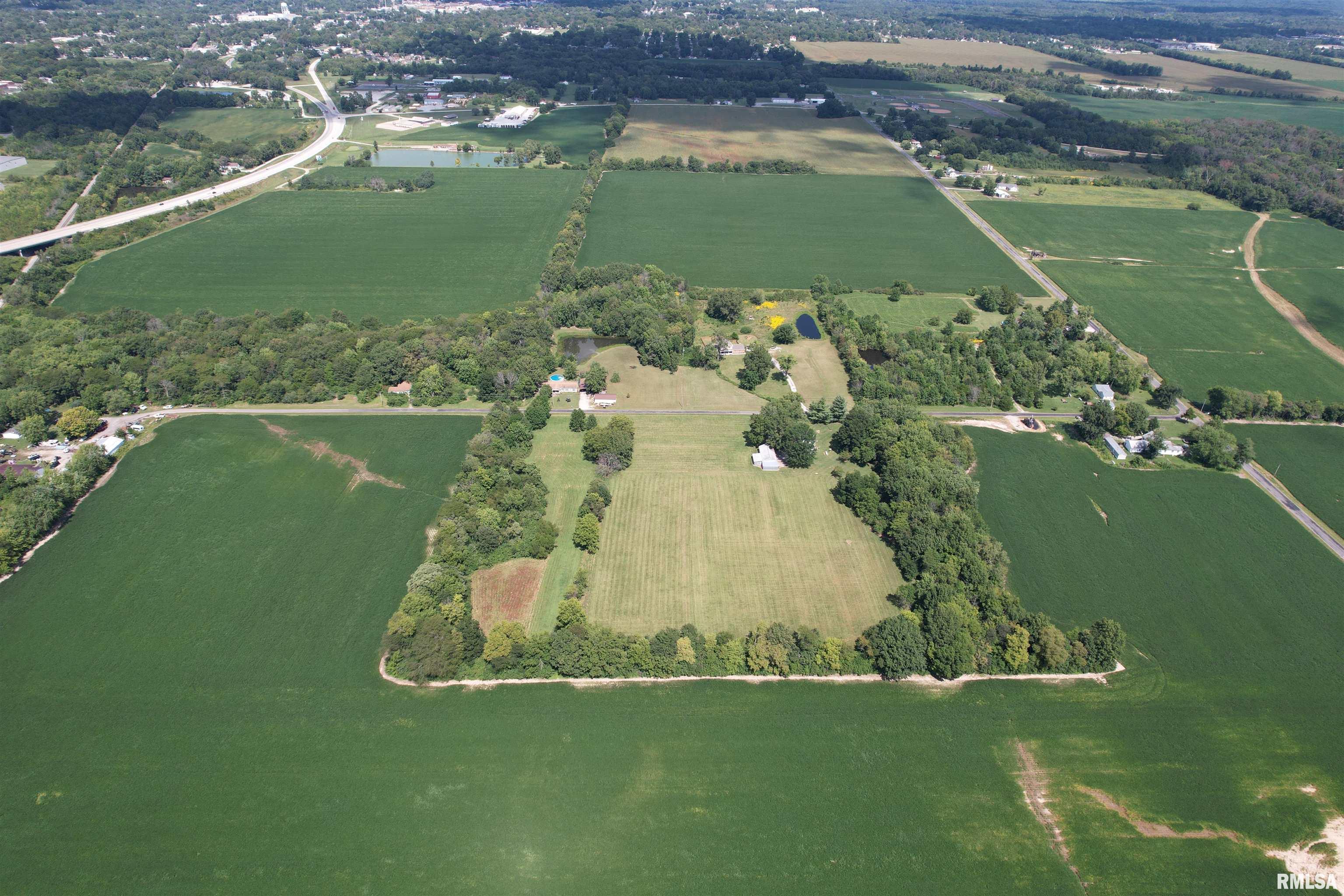 426 Trust Road Centralia, IL 62801 - Photo 1 of 75 Gallery Image 1