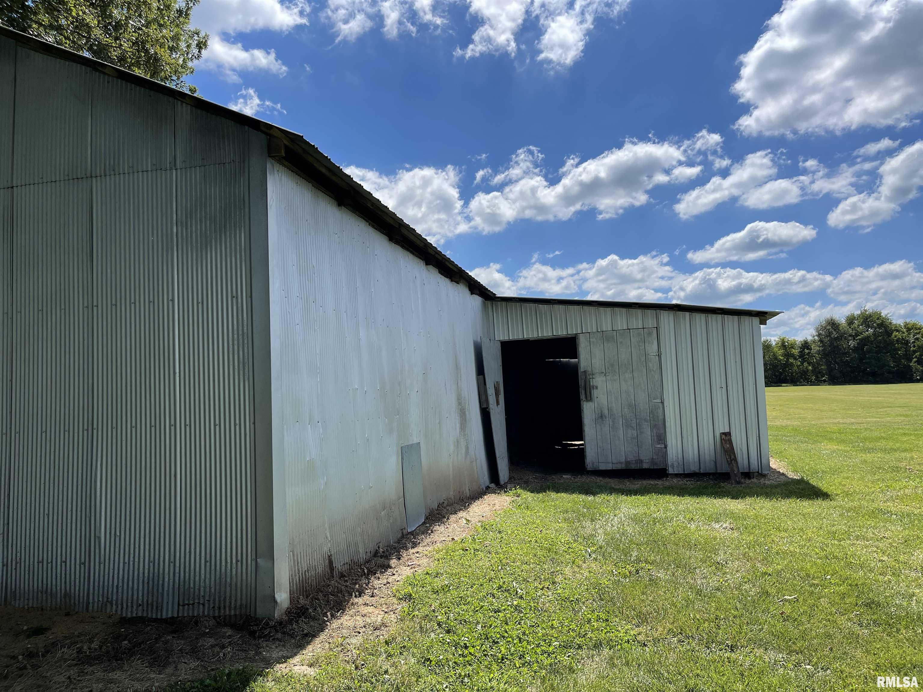 426 Trust Road Centralia, IL 62801 - Photo 72 of 75 Gallery Image 72