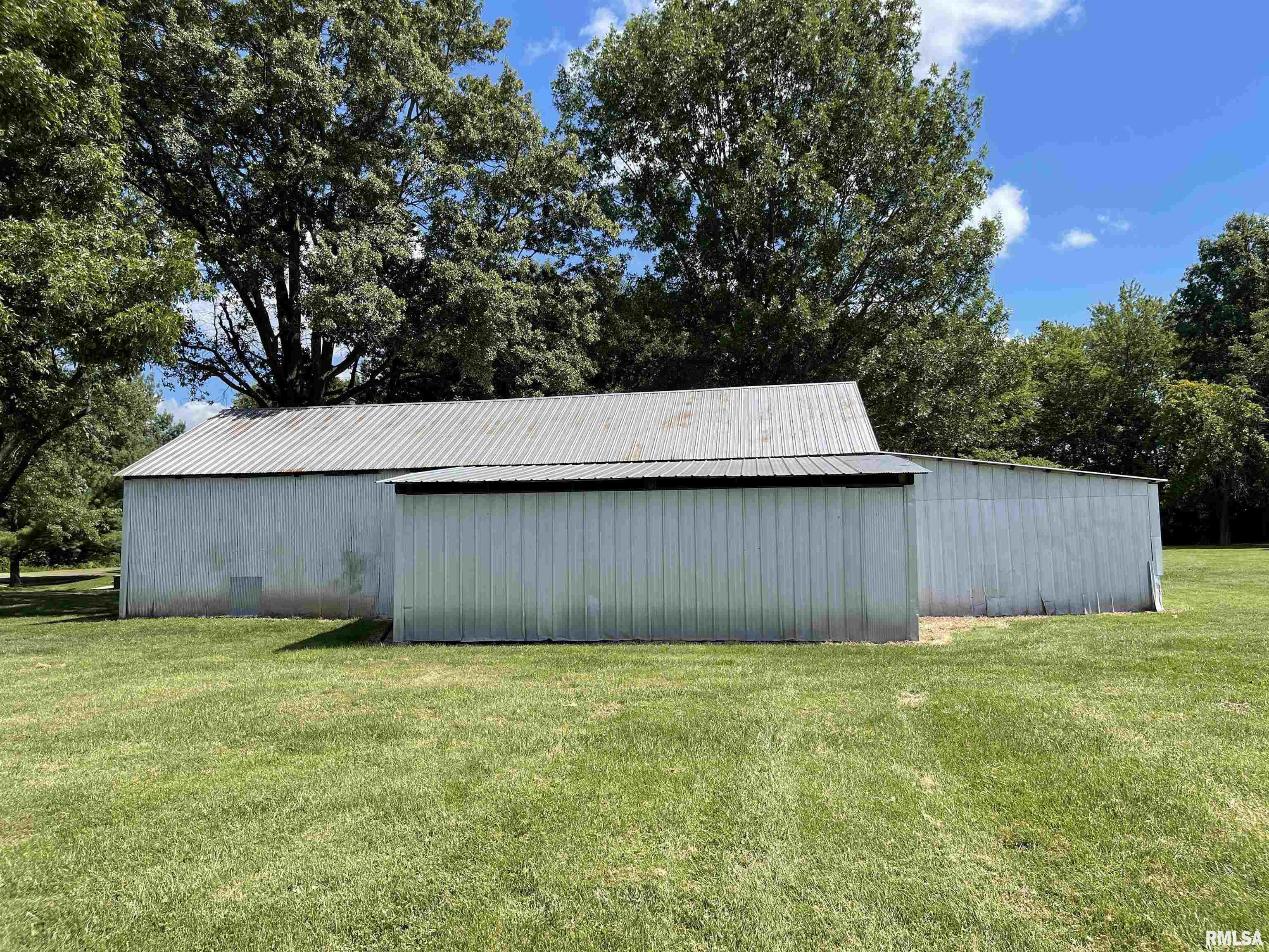 426 Trust Road Centralia, IL 62801 - Photo 74 of 75 Gallery Image 74