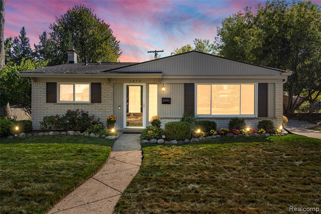 1479 North Pine Street Rochester Hills, MI 48307 - Photo 1 of 25