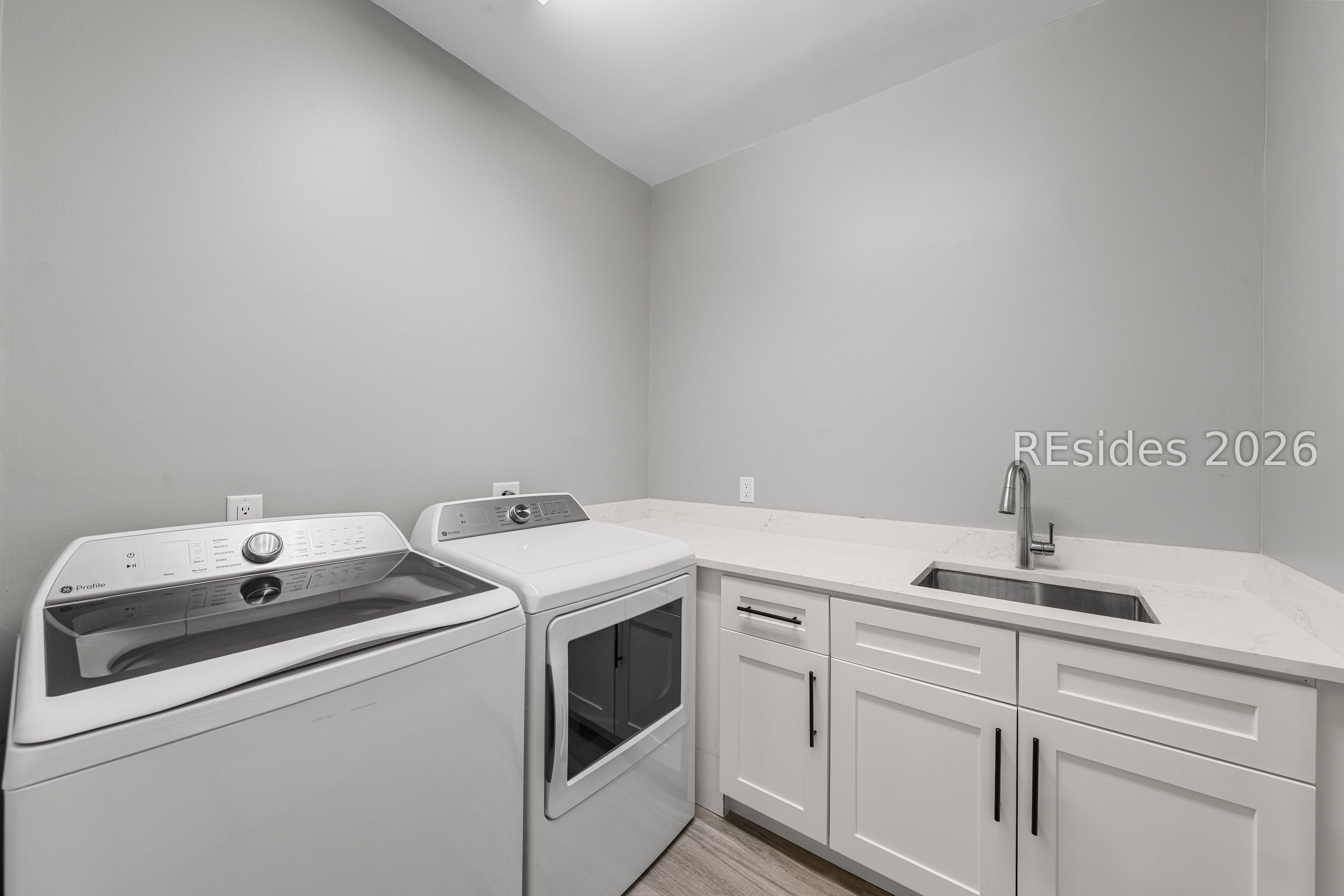 5 Brigantine Hilton Head Island, SC 29928 - Photo 27 of 41 laundry - 2nd level