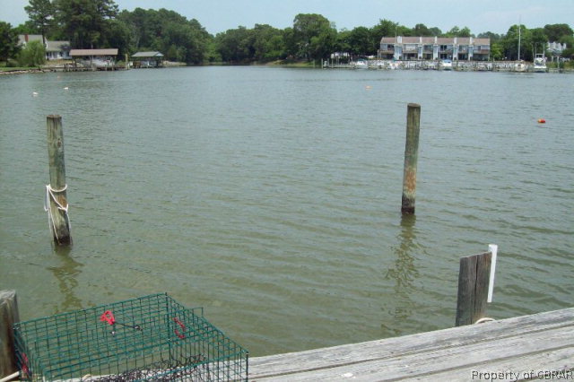 7905 Berkeley Drive Gloucester Point, VA 23062 - Photo 10 of 46
