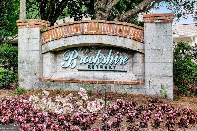 a view of sign board