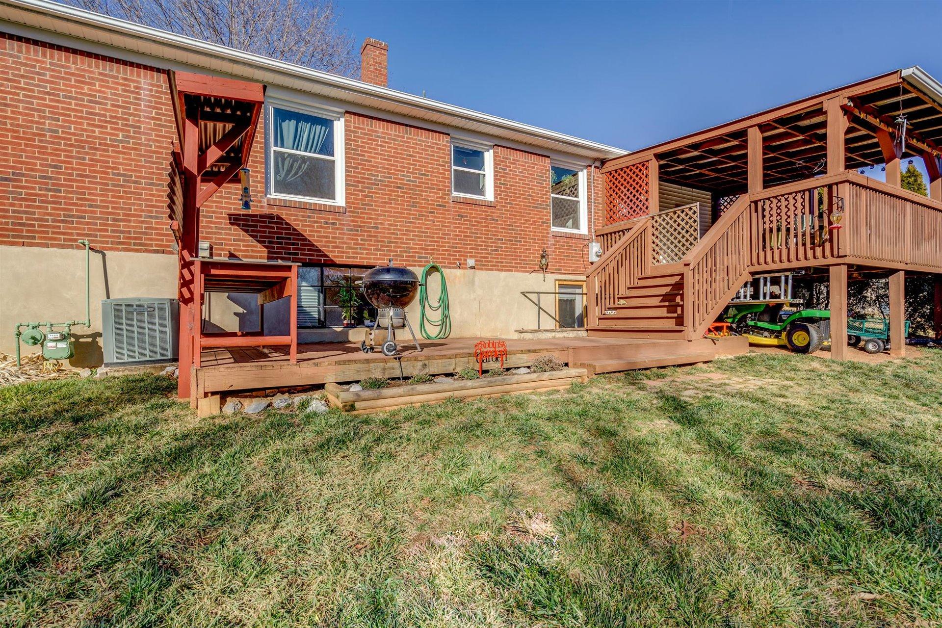5234 Grandin Rd Extension Roanoke, VA 24018 - Photo 35 of 41 35-011320210104