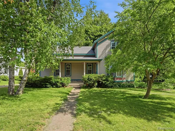 $200,000 | 69 East Burdick Street, Oxford, MI 48371