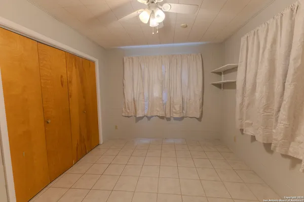 $219,500 | 717 Skylane Drive South, Uvalde, TX 78801