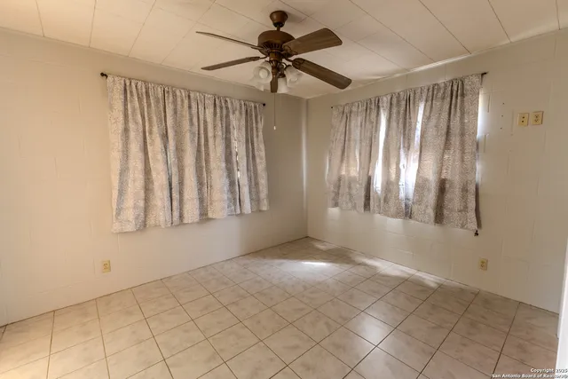 $219,500 | 717 Skylane Drive South, Uvalde, TX 78801