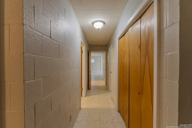 $219,500 | 717 Skylane Drive South, Uvalde, TX 78801