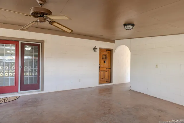 $219,500 | 717 Skylane Drive South, Uvalde, TX 78801