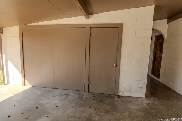 $219,500 | 717 Skylane Drive South, Uvalde, TX 78801