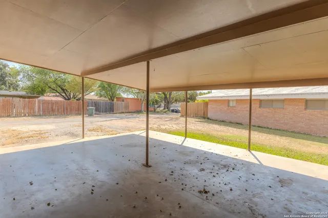 $219,500 | 717 Skylane Drive South, Uvalde, TX 78801