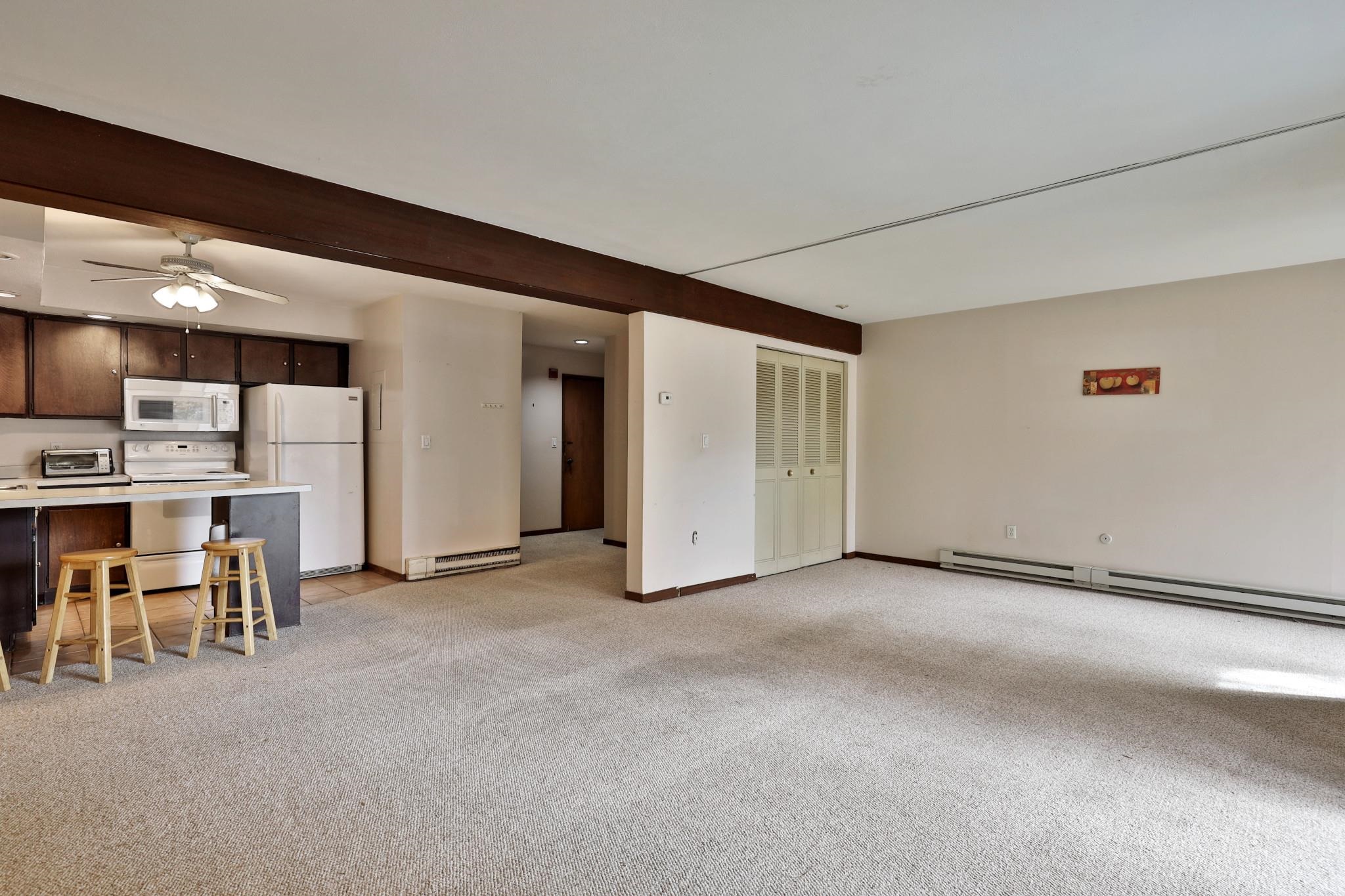 37 Gateway Court, Unit 13A Mendon, VT 05701 - Photo 4 of 24