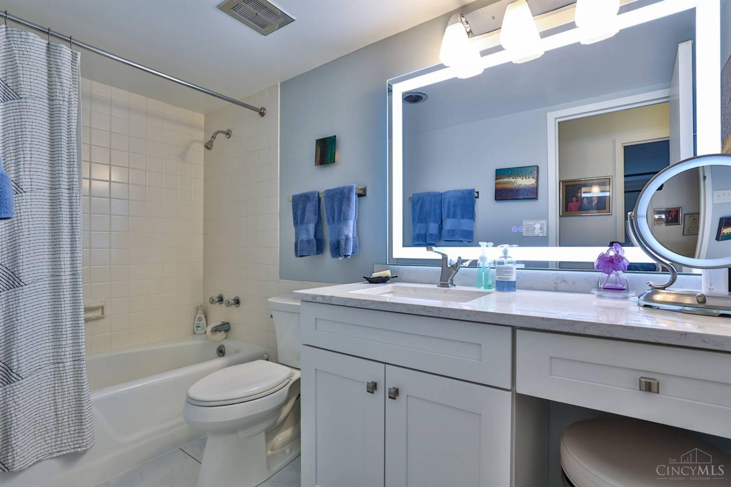 2444 Madison Road, Unit 307 Cincinnati, OH 45208 - Photo 29 of 41 Gallery Image 29