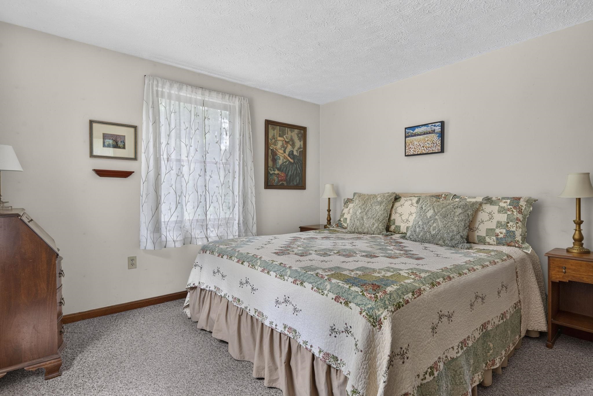 8 Rocky Hill Road Litchfield, NH 03052 - Photo 23 of 48