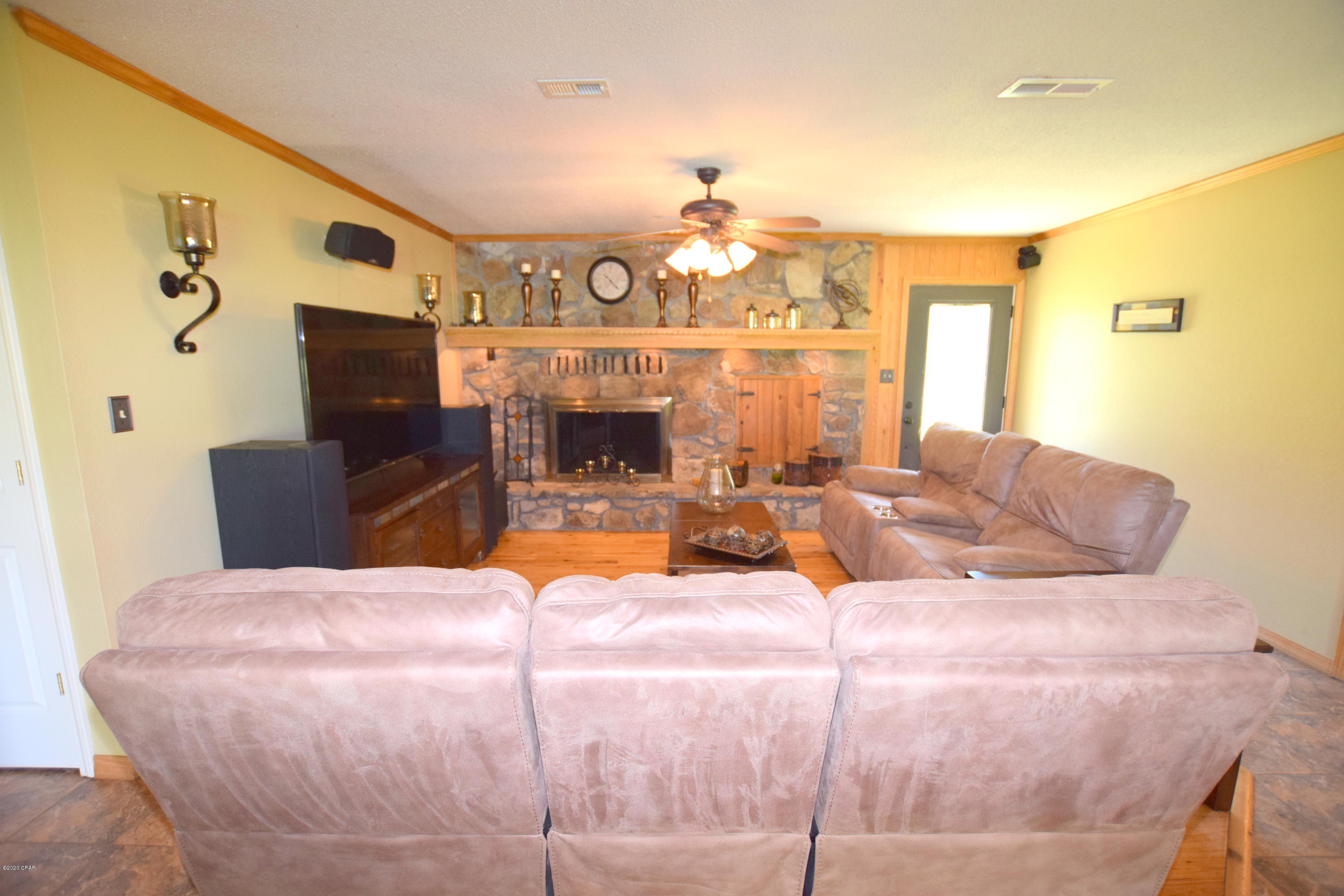 1134 Fears Road Cottondale, FL 32431 - Photo 4 of 29
