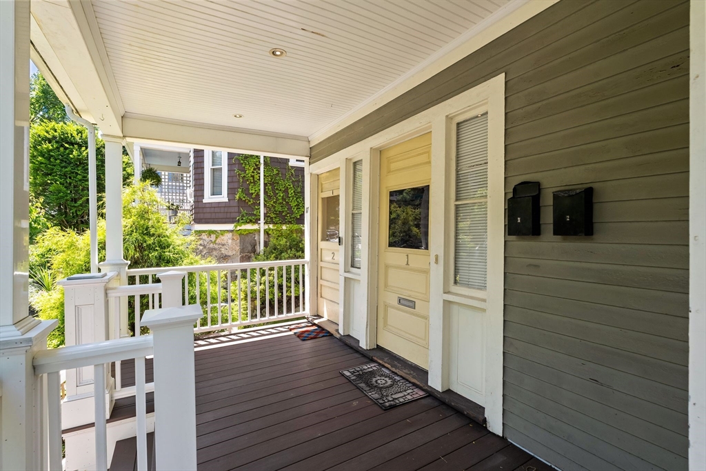 17 Windermere Road Boston, MA 02125 - Photo 3 of 38