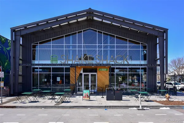 $400,000 | 2525 Arapahoe Street, Unit RD310, Denver, CO 80205