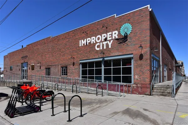 $400,000 | 2525 Arapahoe Street, Unit RD310, Denver, CO 80205