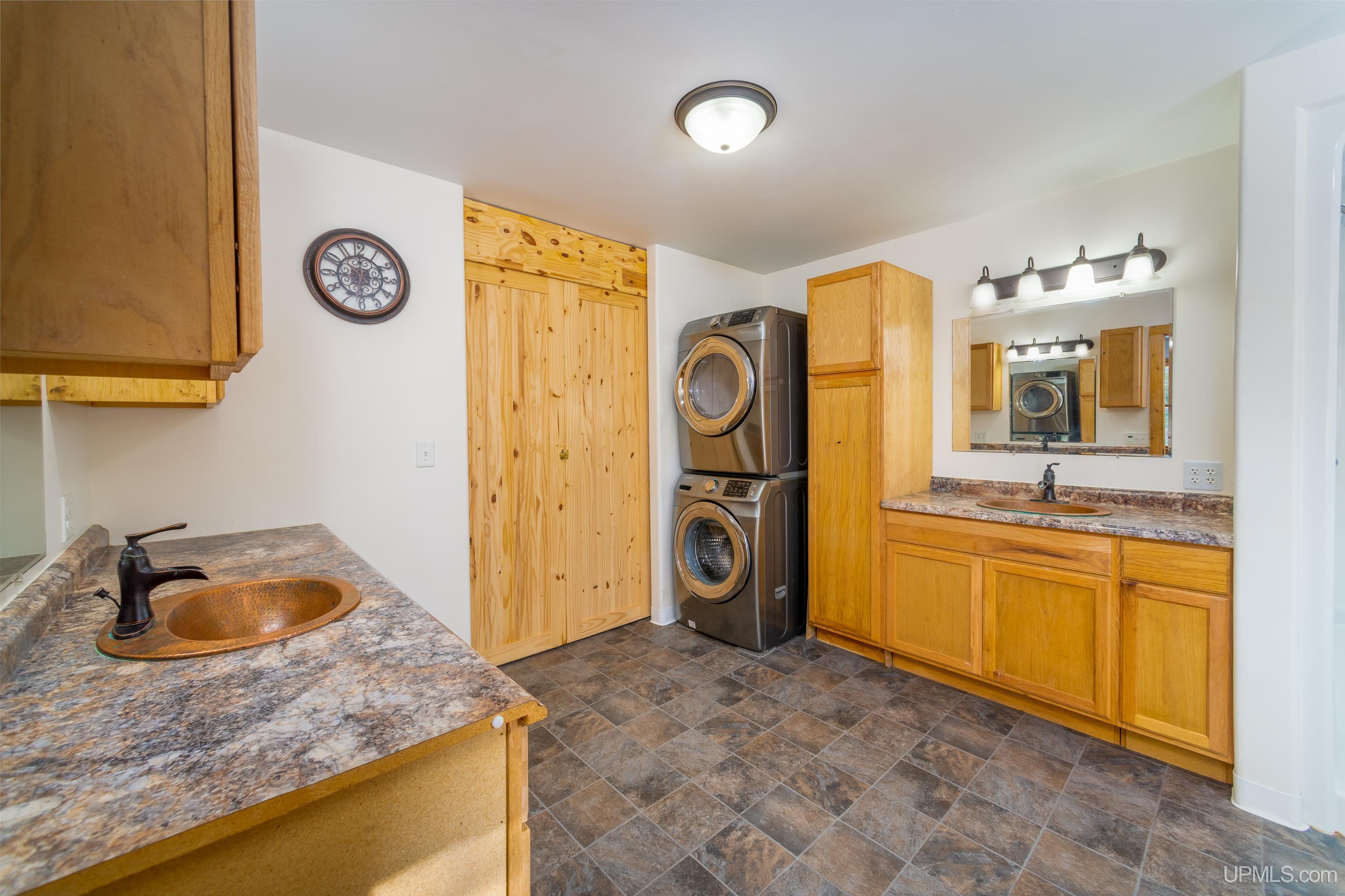 1787 Co Road Marquette, MI 49855 - Photo 17 of 56