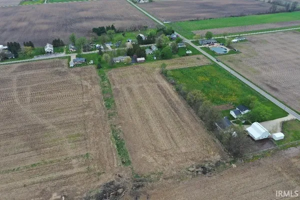 2061 South Salem Road, Monroe, IN 46772
