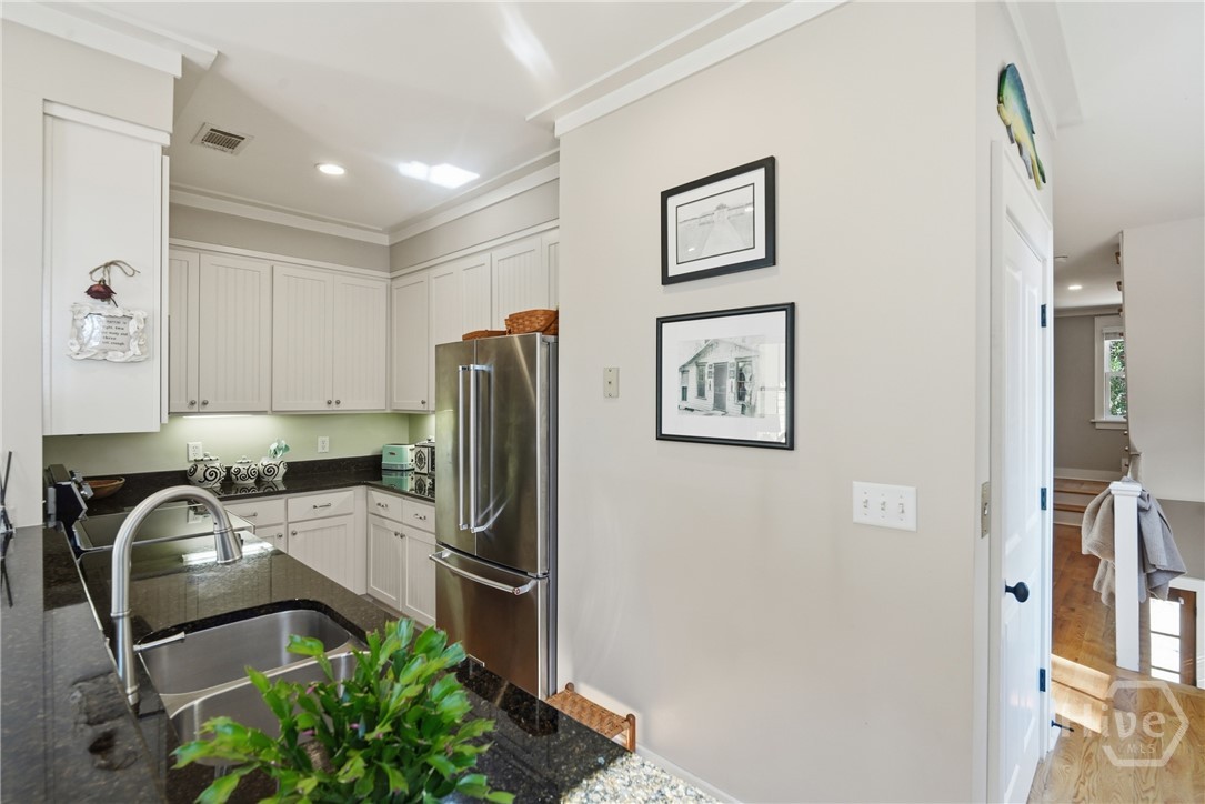 247 Oyster Point Drive Midway, GA 31320 - Photo 6 of 45